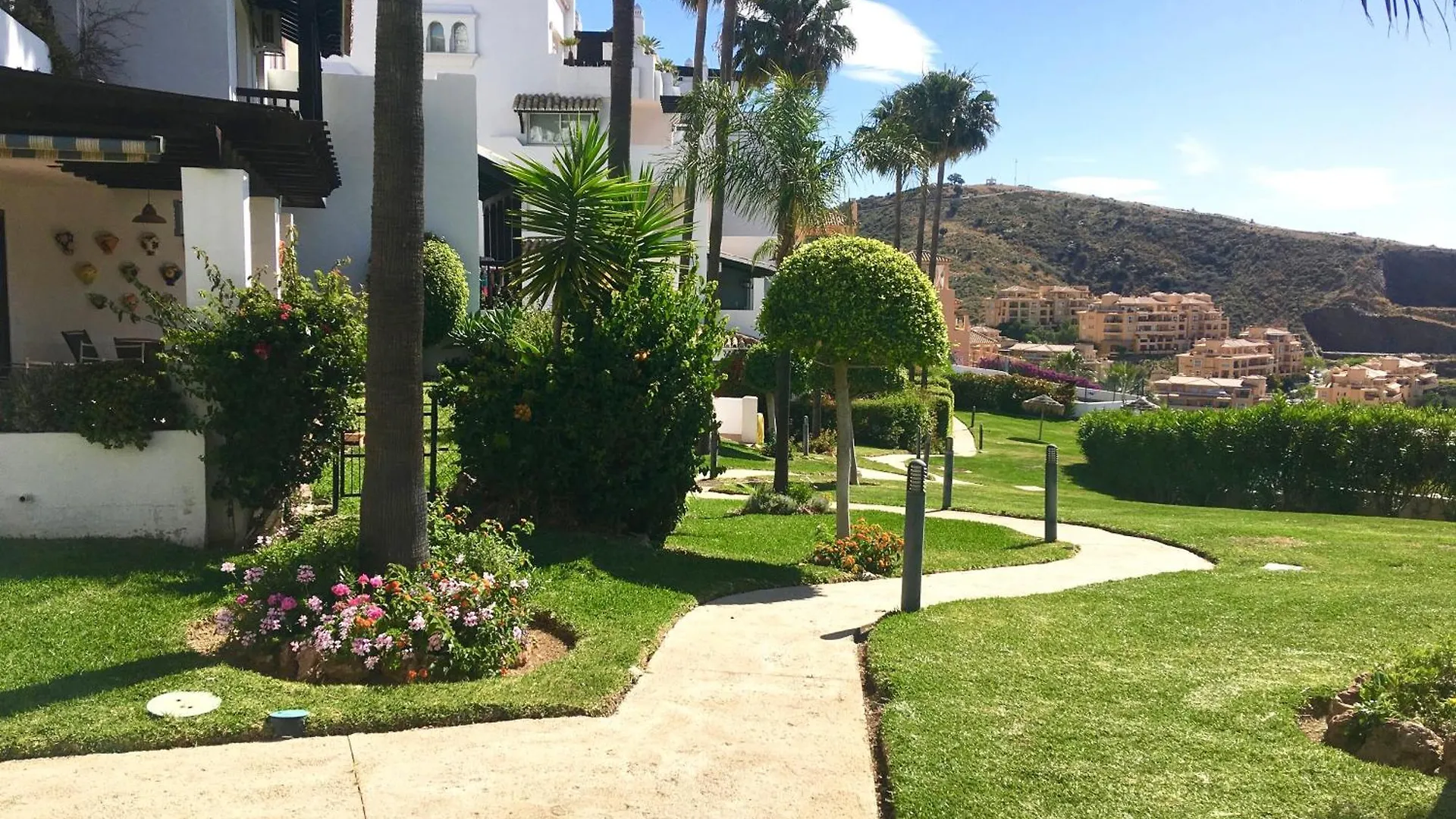 Holiday Home With Garden And Sea View In Calahonda, Near Marbella And Malaga Sitio de Calahonda Spanje